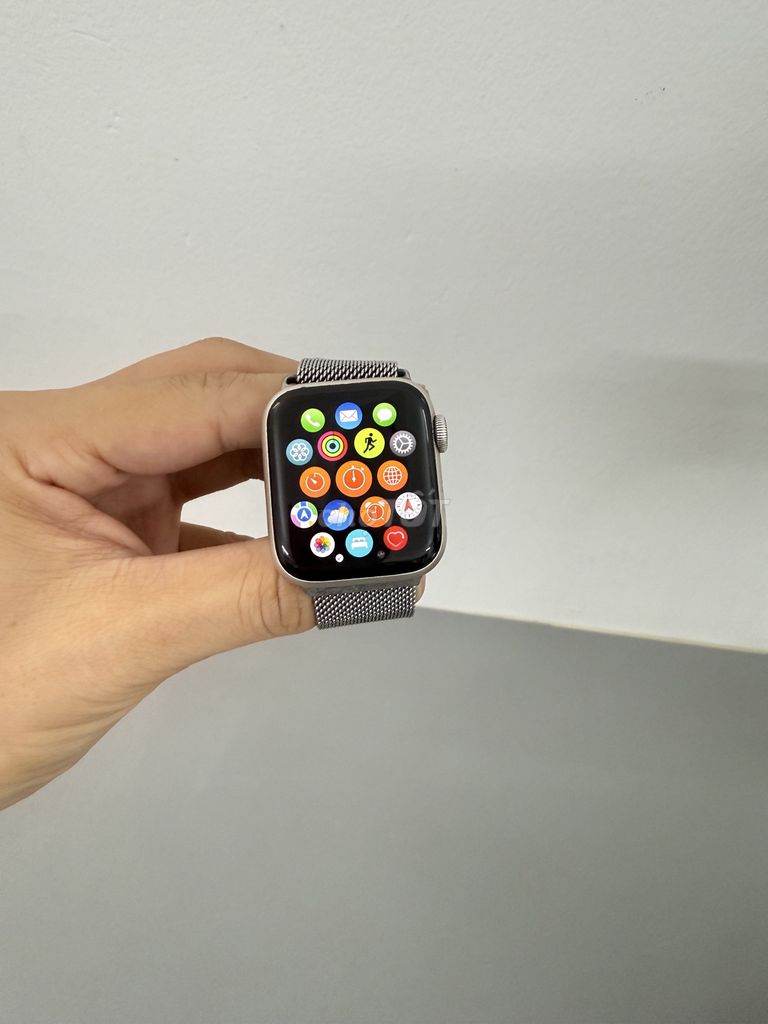 Thanh lý Apple watch SE2 ,size 40mm,  starlight. Mua bán Thiết bị đeo thông minh tại Quận Cầu Giấy Hà Nội được đăng bởi Mac Online hình 1