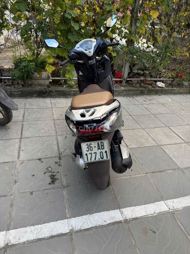 Honda Lead Xanh. Mua bán Xe máy tại Quận Hà Đông Hà Nội được đăng bởi Tùng Lê hình 2
