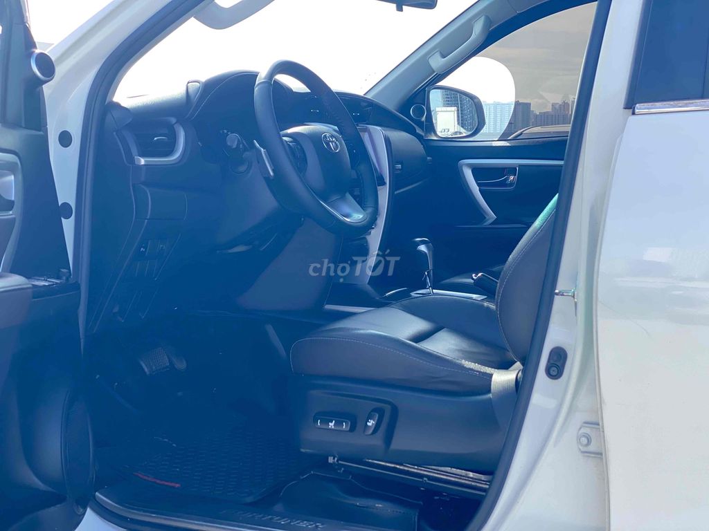 Toyota Fortuner 2019 2.7V 4x2 - 75000 km. Mua bán Ô tô tại Quận Bình Thạnh Tp Hồ Chí Minh được đăng bởi Toyota Sure hình 8