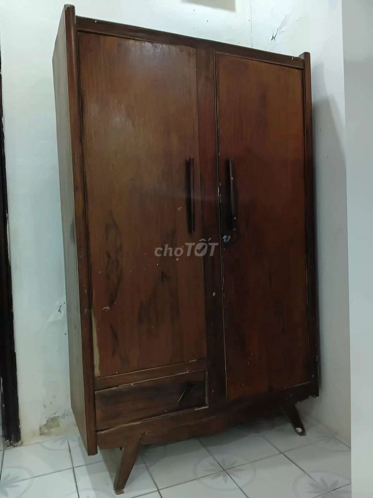 Tủ quần áo Gỗ re thịt Nâu Cổ điển 2 cánh. Mua bán Tủ, kệ gia đình tại Quận Đống Đa Hà Nội được đăng bởi Thu hình 1