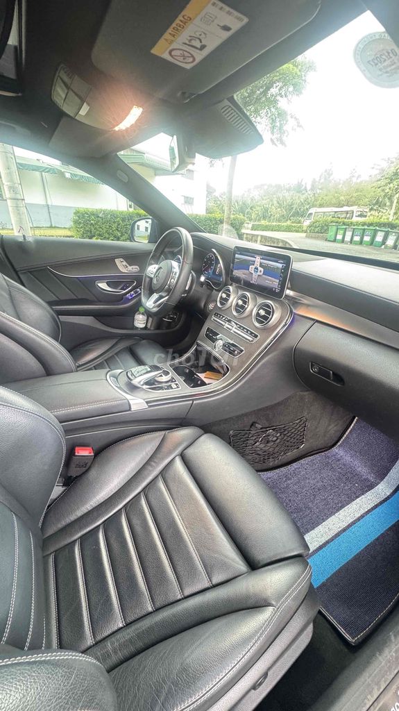 Mercedes Benz C Class 2018C300 AMG - 67000 km. Mua bán Ô tô tại Quận 7 Tp Hồ Chí Minh được đăng bởi Nguyên hình 5
