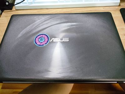 laptop cũ Asus X550c i3-3217