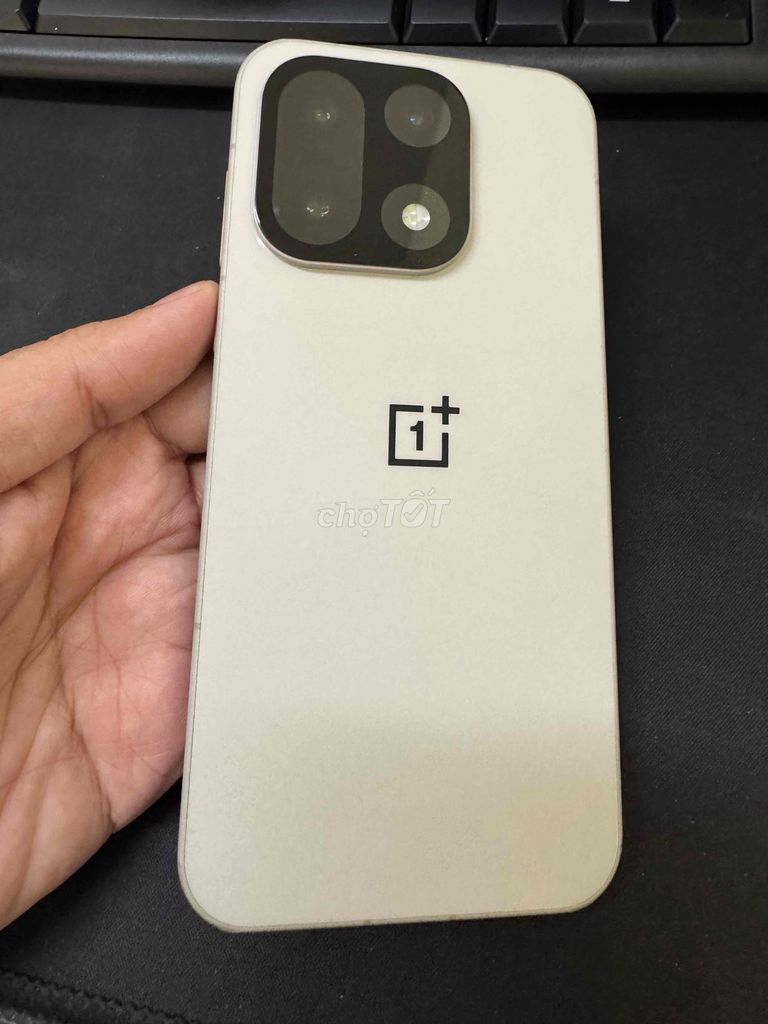OnePlus 15 256GB Trắng. Mua bán Điện thoại tại Quận Tân Bình Tp Hồ Chí Minh được đăng bởi Cường hình 1
