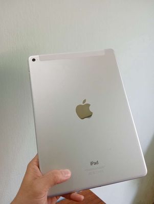 iPad Air 2 bạc 4G/wifi pin lâu, nguyên Rin. Mua bán Máy tính bảng tại Quận Hải Châu Đà Nẵng được đăng bởi lâm