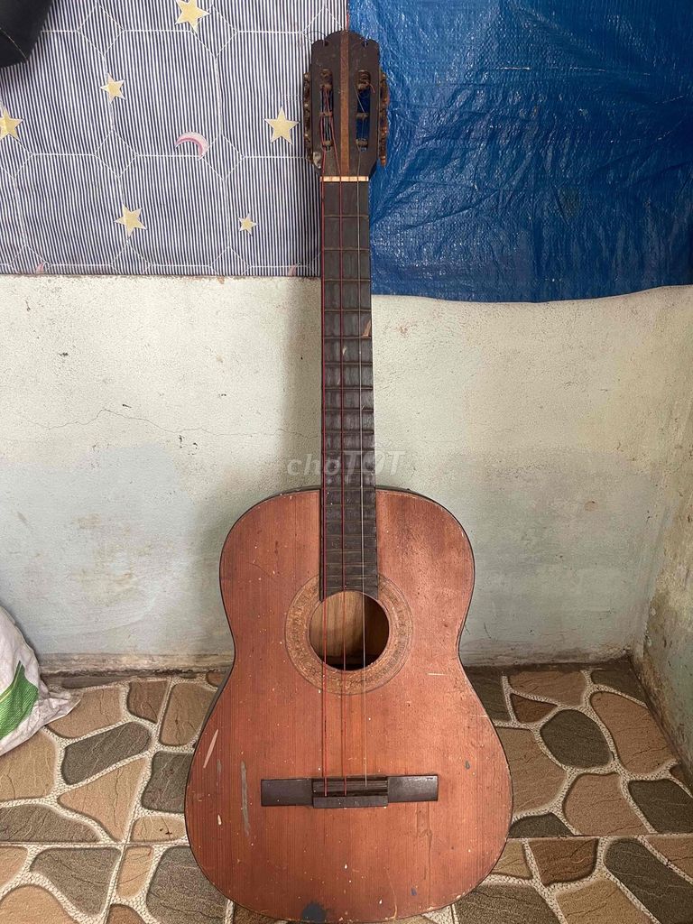 Đàn Guitar Gỗ Nâu 3 dây. Mua bán Nhạc cụ tại Huyện Nhà Bè Tp Hồ Chí Minh được đăng bởi sống vui mỗi ngày hình 1