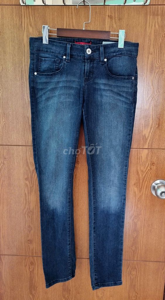 Thanh lý quần jeans Guess authentic - size 28. Mua bán Quần áo tại Quận 12 Tp Hồ Chí Minh được đăng bởi Nhiên Lao hình 1