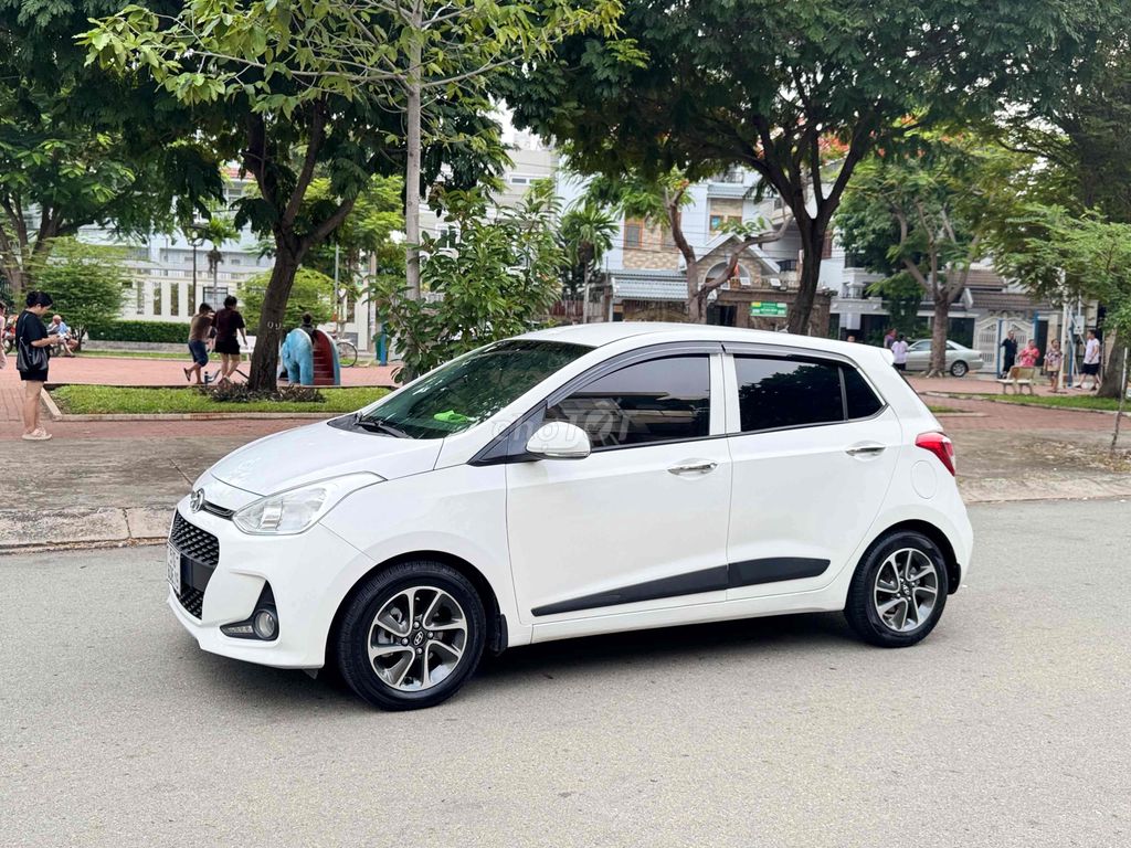 Hyundai Grand i10 2018 đk 2019 1.2 AT - 986000 km. Mua bán Ô tô tại Quận Bình Tân Tp Hồ Chí Minh được đăng bởi Kiên Cường hình 1