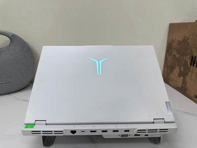 Lenovo Legion 5 Pro R9000P AMD Ryzen 9-7945HX 24GB/1TB