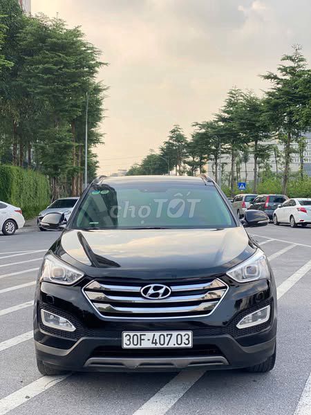 Santafe sản xuất 2015 Số tự động bản full. Mua bán Ô tô tại Quận Cầu Giấy Hà Nội được đăng bởi Vinh Usedcar hình 1
