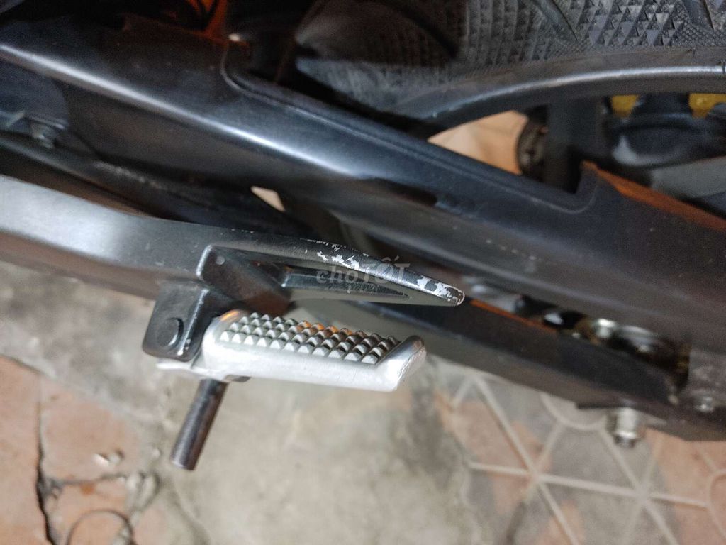 Sưu Tập RR150 WH-2 2011, Mới 90% Zin 100% DSQ. Mua bán Xe máy tại Quận Cầu Giấy Hà Nội được đăng bởi Duck hình 3