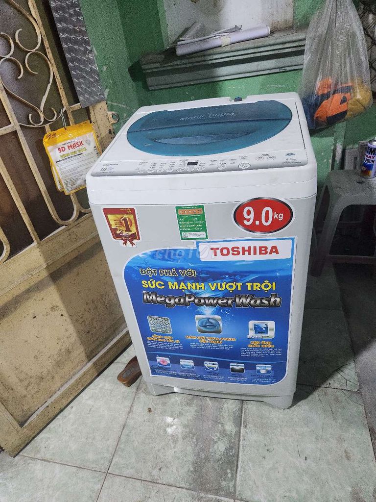 Bán máy giặt Toshiba 9 kg rất đẹp xài ok