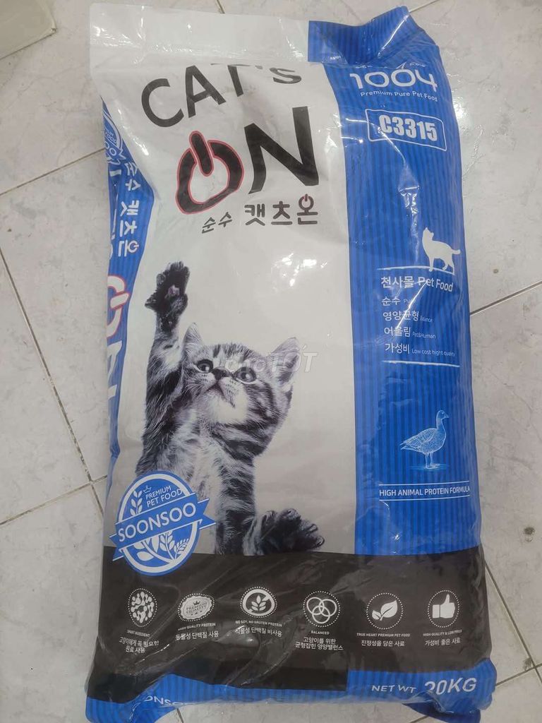 Hạt cho mèo Cat's On bịch 20kg date xa