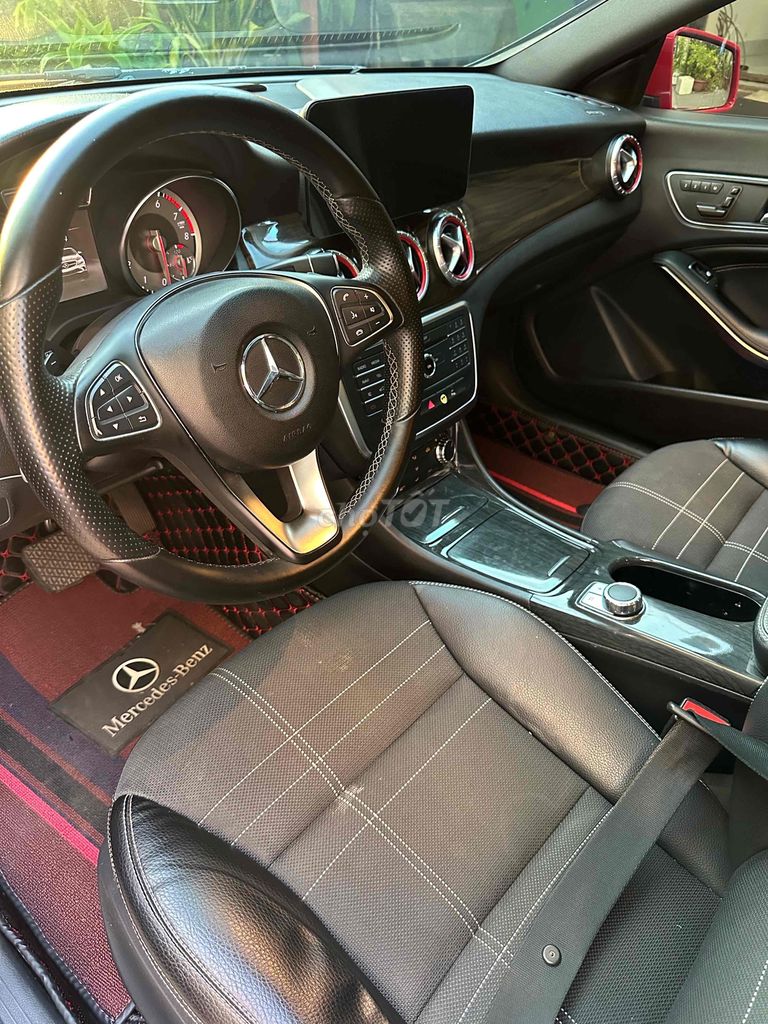 Mercedes Benz CLA Class 11/2015 CLA 200 - 75000 km. Mua bán Ô tô tại Quận 7 Tp Hồ Chí Minh được đăng bởi Auto Car Quận 7 hình 16