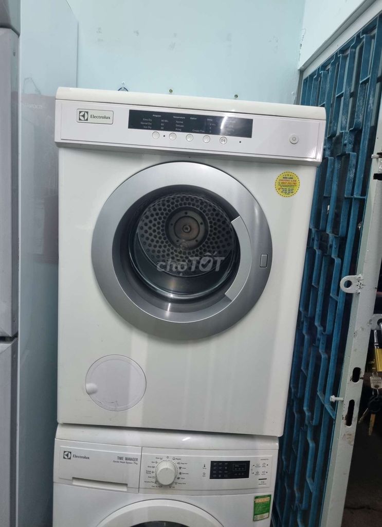 Thanh lý máy sấy Electrolux 7kg chạy êm ru