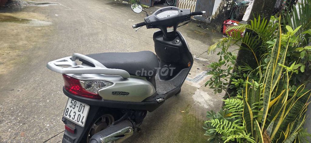 Xe máy Suzuki AU 125 màu bạc, động cơ zin. Mua bán Xe máy tại Huyện Hóc Môn Tp Hồ Chí Minh được đăng bởi Thanh Tung Mai hình 4