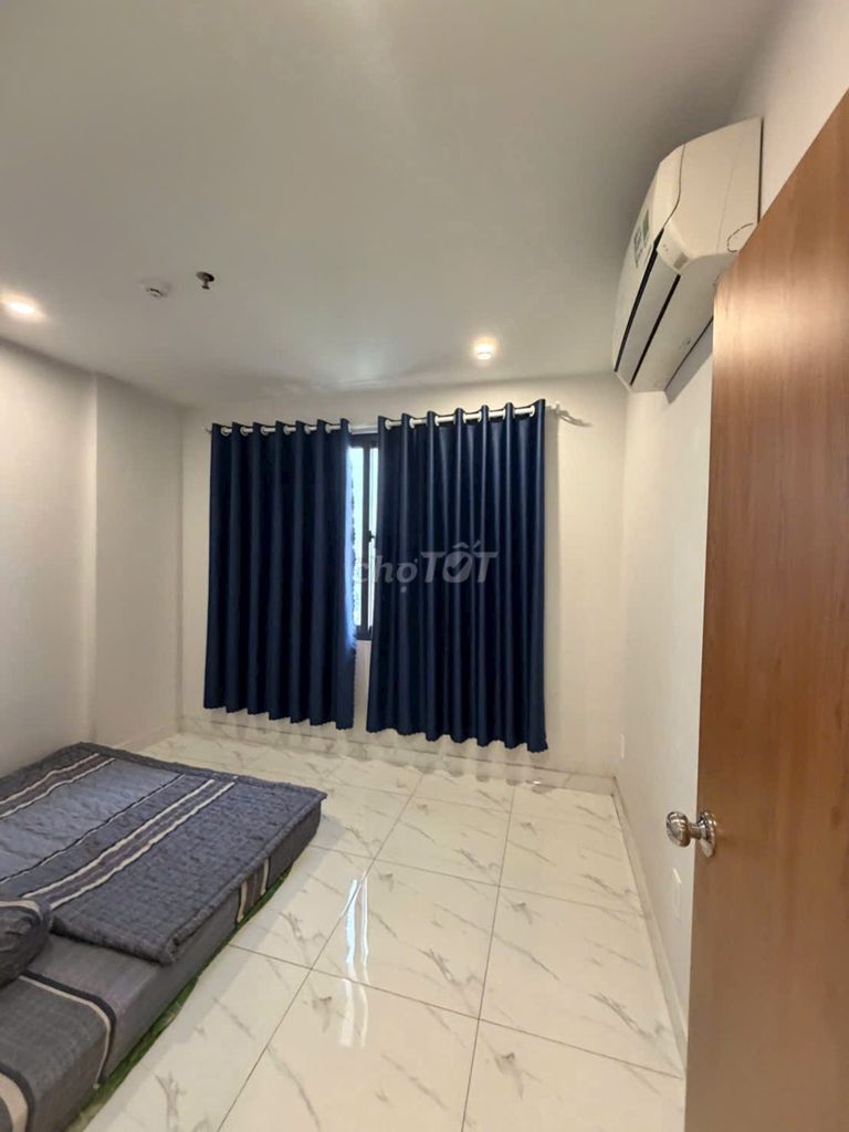 (9021) cho thuê lâu dài star tower (2pn). Giá full: 5 triệu