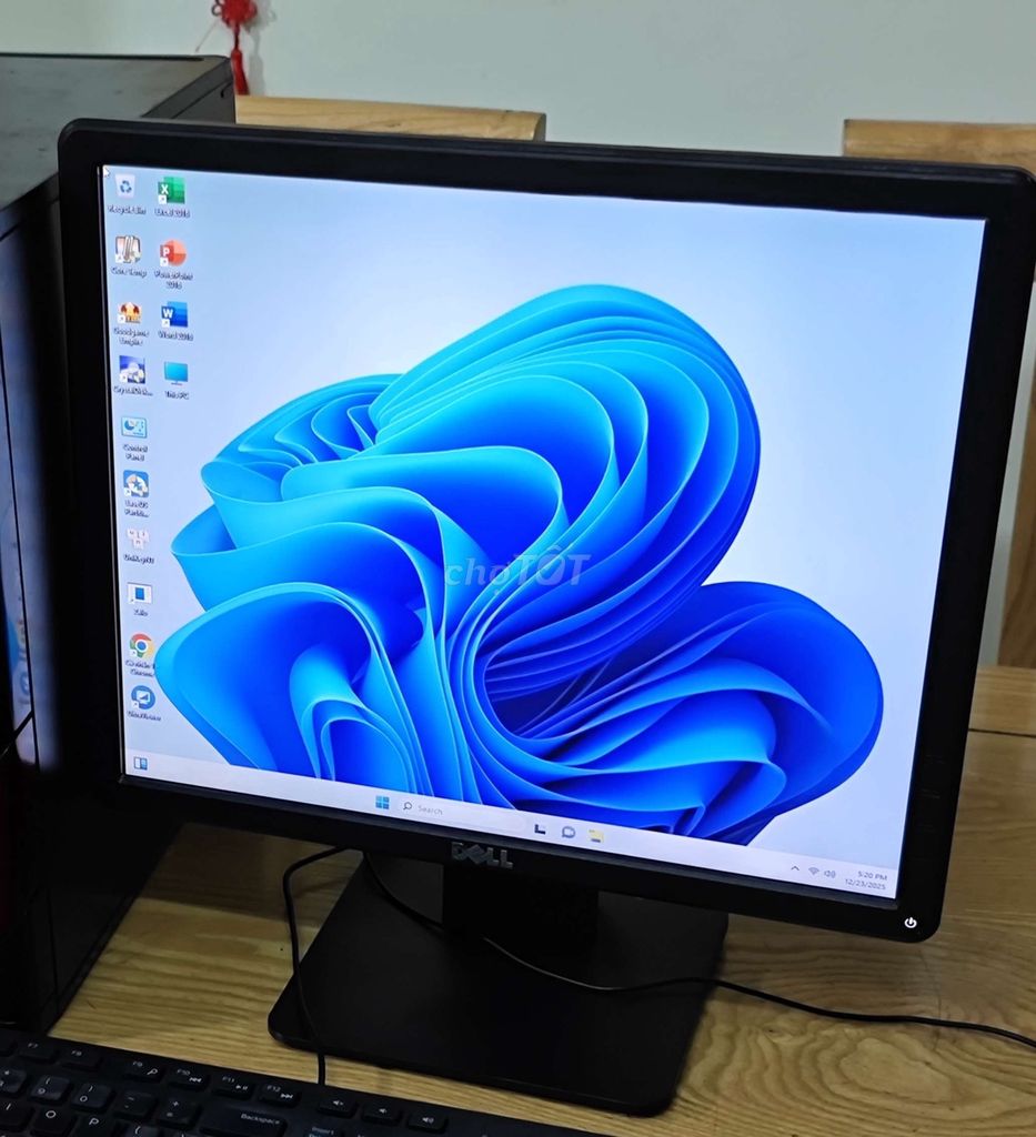 Màn hình máy tính E1715S Dell 17 inch,Còn Sáng đẹp. Mua bán Máy tính để bàn tại Huyện Hóc Môn Tp Hồ Chí Minh được đăng bởi Nguyễn ngọc Khôi  hình 1
