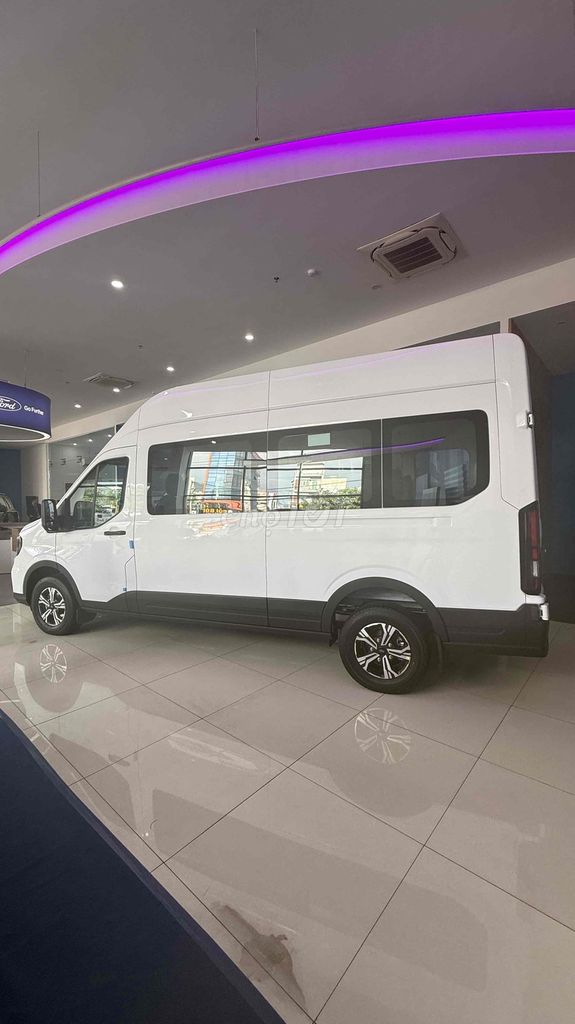 Ford Transit 2025 Premium+. Mua bán Ô tô tại Thành phố Thủ Đức Tp Hồ Chí Minh được đăng bởi Thiên Phạm Suối Tiên Ford hình 4