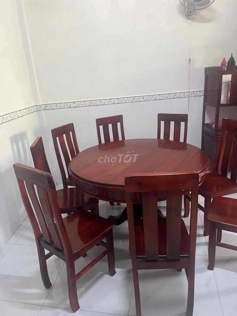 Bộ bàn ăn Gỗ tràm Nâu đỏ 8 ghế 1.2m. Mua bán Bàn ghế tại Quận Cái Răng Cần Thơ được đăng bởi Đồ củ minh trí hình 1