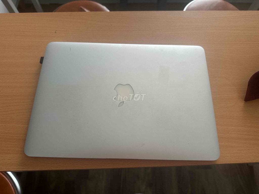 Apple MacBook Air 2015 Bạc. Mua bán Laptop tại Quận Hoàng Mai Hà Nội được đăng bởi Viet Anh hình 1