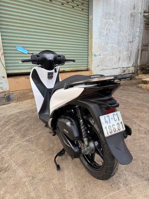 cần bán xe SH150i (2015). Mua bán Xe máy tại Thị Xã Buôn Hồ Đắk Lắk được đăng bởi Nguyen tuan