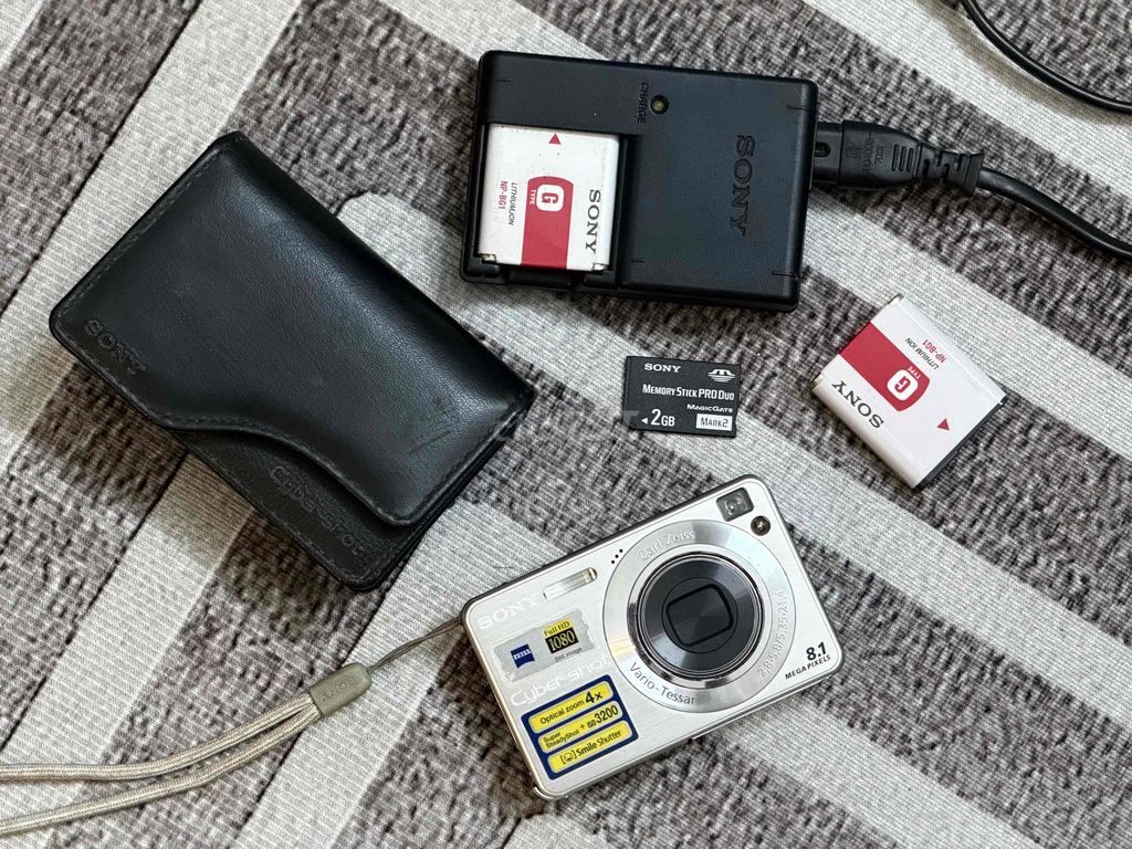 Máy ảnh Sony DSC-W130 Bạc Đã sử dụng. Mua bán Máy ảnh, Máy quay tại Quận Hà Đông Hà Nội được đăng bởi Trần Hưng  hình 1