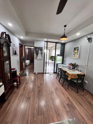 Cho thuê mb tầng 1,2,3,4 phố Lạc Long quân,dt 90m x 4 tầng,tây hồ,hn. Cho thuê văn phòng, mặt bằng kinh doanh tại Quận Tây Hồ Hà Nội được đăng bởi Đào Lân 922