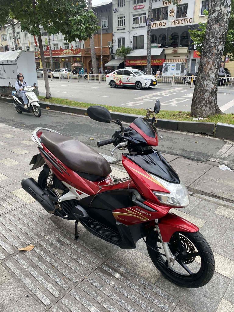 Honda Air Blade 2008 Đỏ đen. Mua bán Xe máy tại Quận 1 Tp Hồ Chí Minh được đăng bởi Tủn Ca hình 3