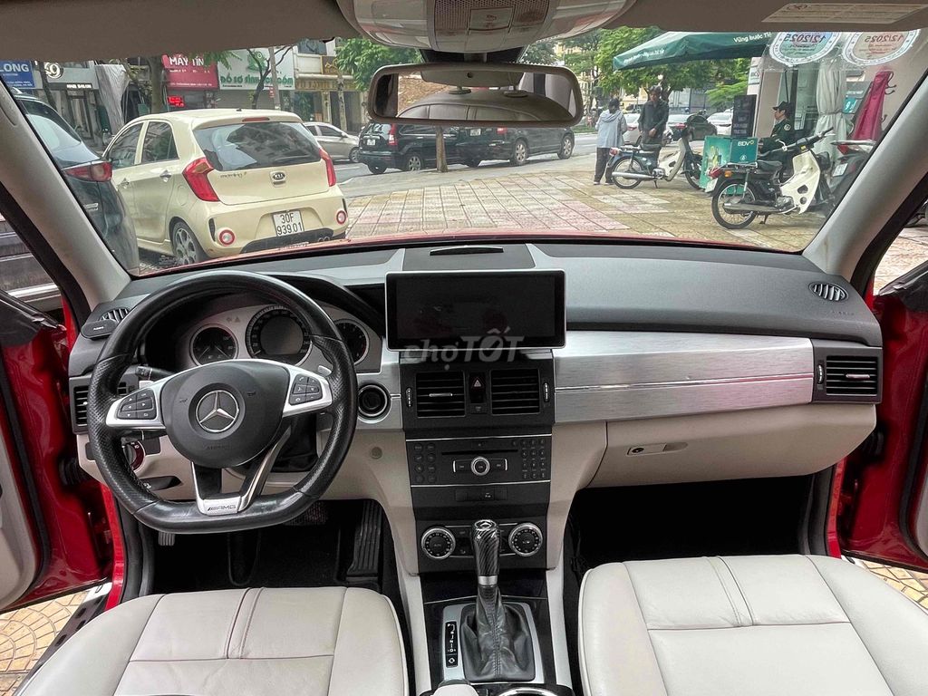 Mercedes Benz GLK Class 2010 300 4Matic - 170000 k. Mua bán Ô tô tại Quận Cầu Giấy Hà Nội được đăng bởi Nguyễn mạnh trường hình 10