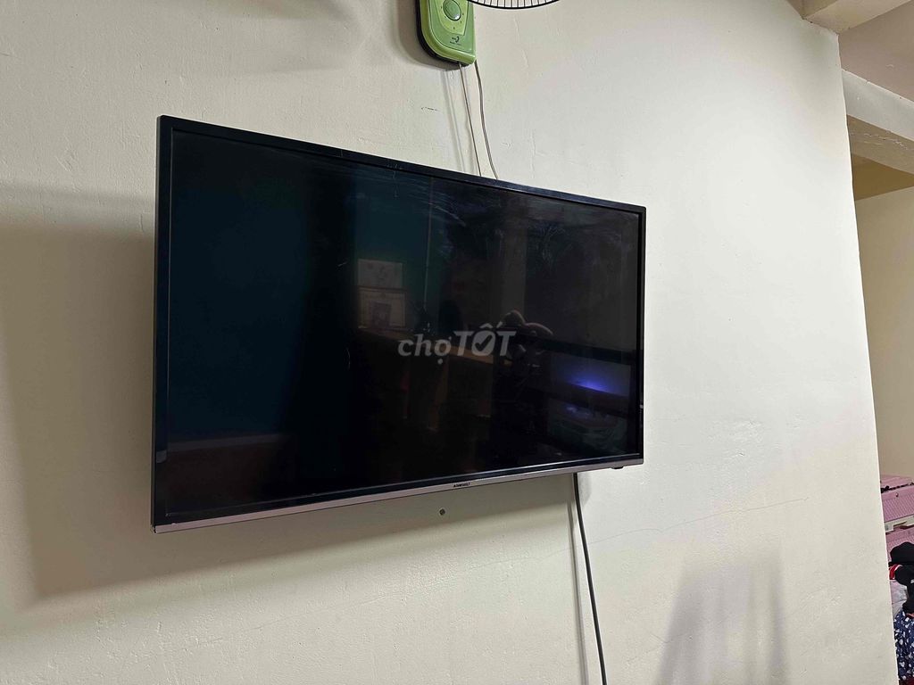 Tivi 43 inch Wifi Karaoke Còn mới. Mua bán Tivi, Âm thanh tại Quận 3 Tp Hồ Chí Minh được đăng bởi ni hình 1