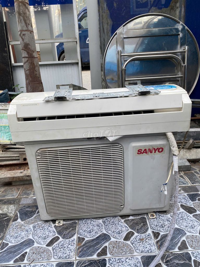 Thanh lý máy lạnh sanyo còn sử dụng tốt