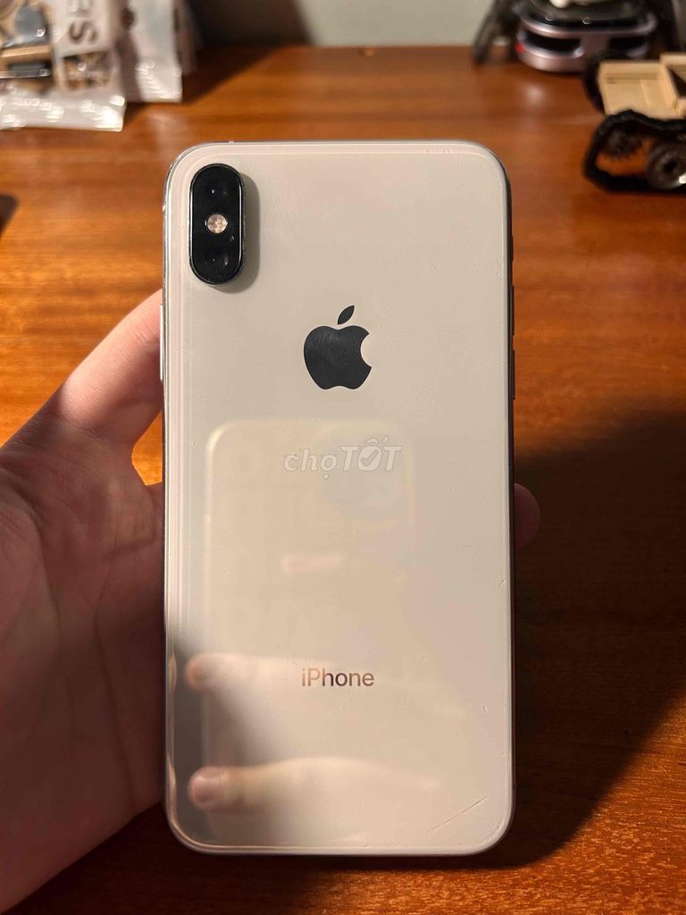 Apple iPhone XS 64GB Trắng Đã sử dụng. Mua bán Điện thoại tại Quận Ba Đình Hà Nội được đăng bởi Nguyễn Khôi Nguyên hình 1