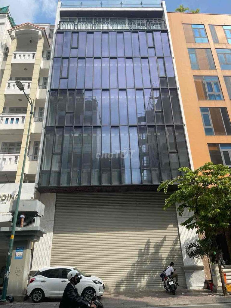 Rent · 9 bd · 200 м² · Quận Tân Bình, ул. Đường Bạch Đằng