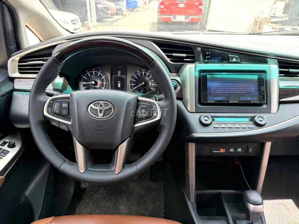 INNOVA 2.0V 2017 BẢO HÀNH 1 NĂM ,HỖ TRỢ VAY. Mua bán Ô tô tại Quận Bình Tân Tp Hồ Chí Minh được đăng bởi XUÂN DUY AUTO hình 16