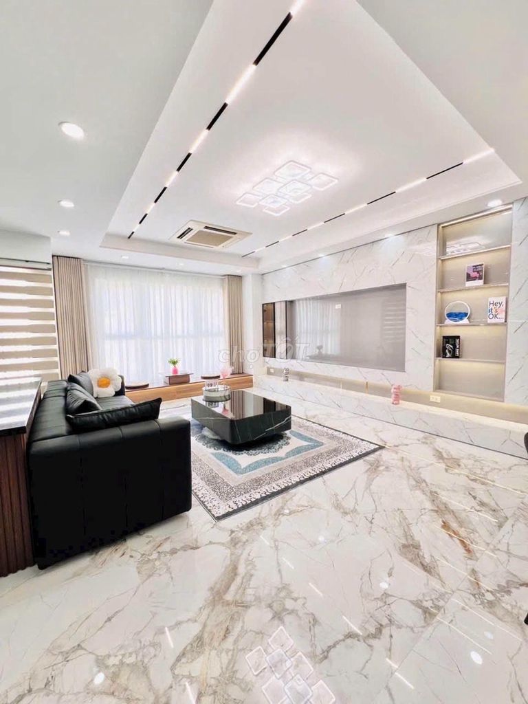 Chung cư Xuân Mai, Hà Đông, Nhỉnh 6 tỷ, Full Nội thất
