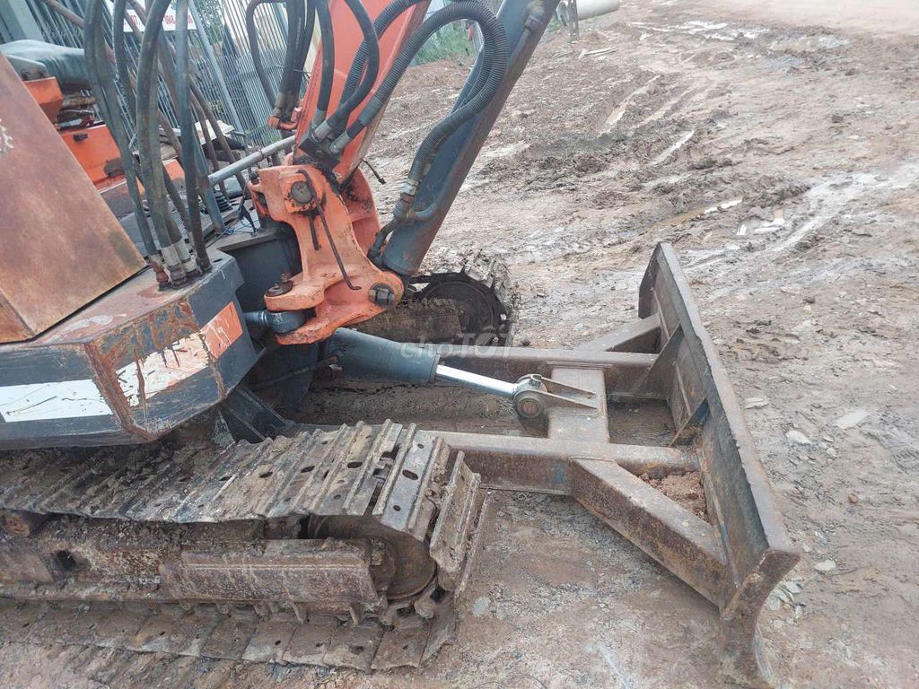 Máy xúc Kubota 015 Cam. Mua bán Phương tiện khác tại Huyện Bắc Tân Uyên Bình Dương được đăng bởi Danh  hình 5