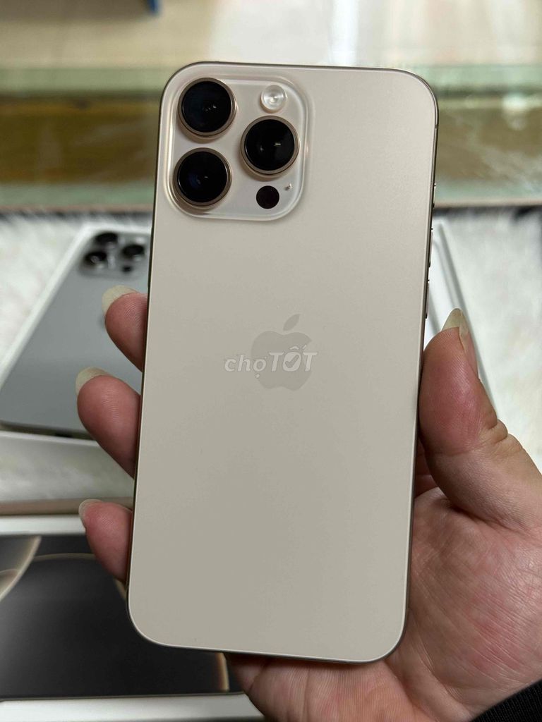 16Prm 256gb Gold sa mạc , sạc 7 lần , pim 100%. Mua bán Điện thoại tại Thành phố Nam Định Nam Định được đăng bởi Việt Anh hình 1