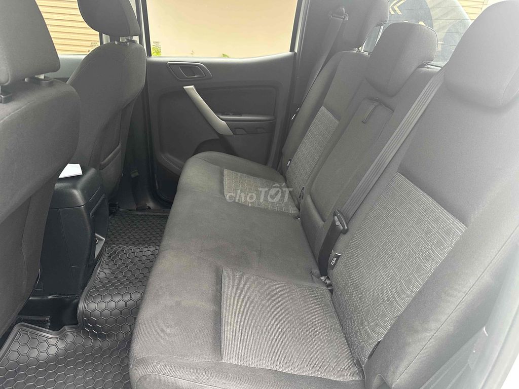 Ford Ranger 2019 XLS 2.2L 4x2 AT - 110000 km. Mua bán Ô tô tại Thành phố Thủ Dầu Một Bình Dương được đăng bởi Lưu Cường hình 5