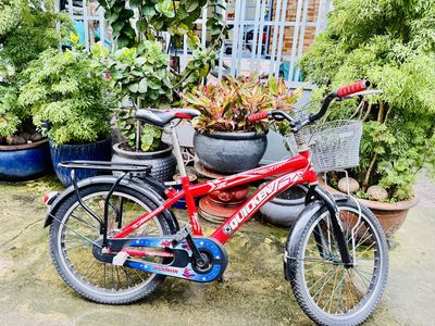xe trẻ em như mới vì chạy vài lần. Mua bán Xe đạp tại Quận 11 Tp Hồ Chí Minh được đăng bởi Nhung Winnie 