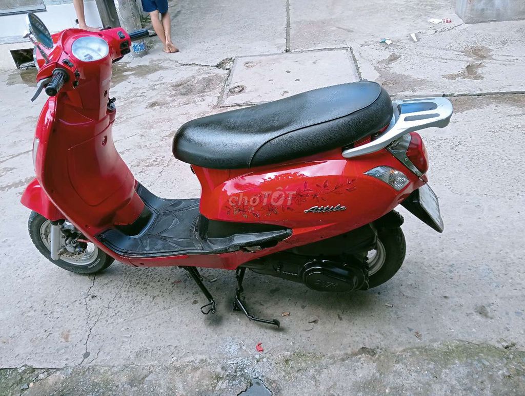 Cần bán xe Attila Elizabeth giấy tờ đầy đủ xe nhựt. Mua bán Xe máy tại Quận 12 Tp Hồ Chí Minh được đăng bởi Thanh Thúy hình 4