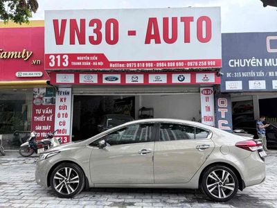 Kia Cerato 2.0at Pre 2018 2.0 AT - 79000 km