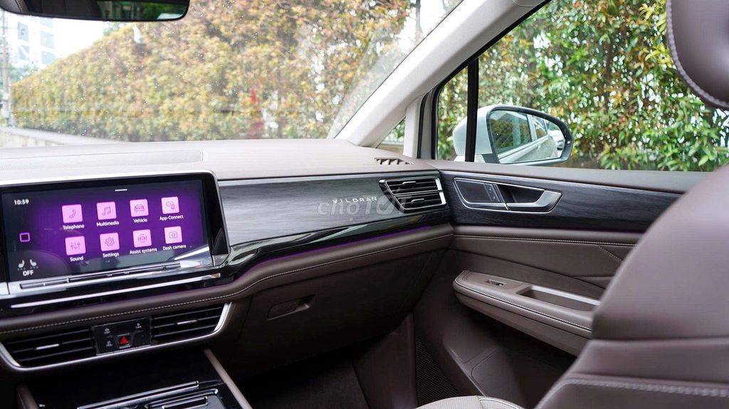 Volkswagen Viloran Lurury MPV đẳng cấp-sang trọng. Mua bán Ô tô tại Quận 5 Tp Hồ Chí Minh được đăng bởi Thành Tài Volkswagen Sài Gòn hình 5