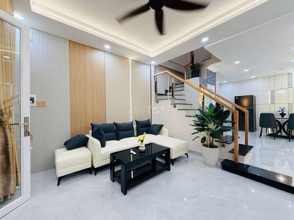 Nhà 2 tầng đúc đã HC - 50M2 - Ngay Lotte Gò Vấp