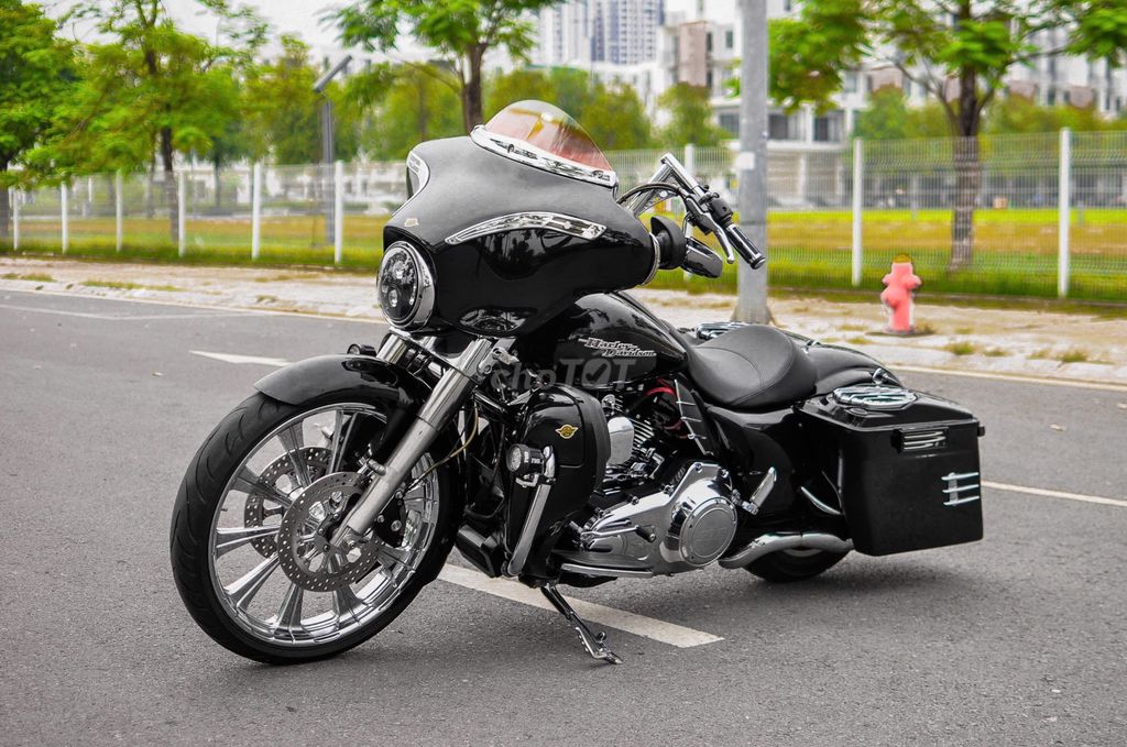 Thanh Motor cần bán Harley Davidson Streetglide. Mua bán Xe máy tại Quận Hoàng Mai Hà Nội được đăng bởi Lê Chí Thanh hình 3