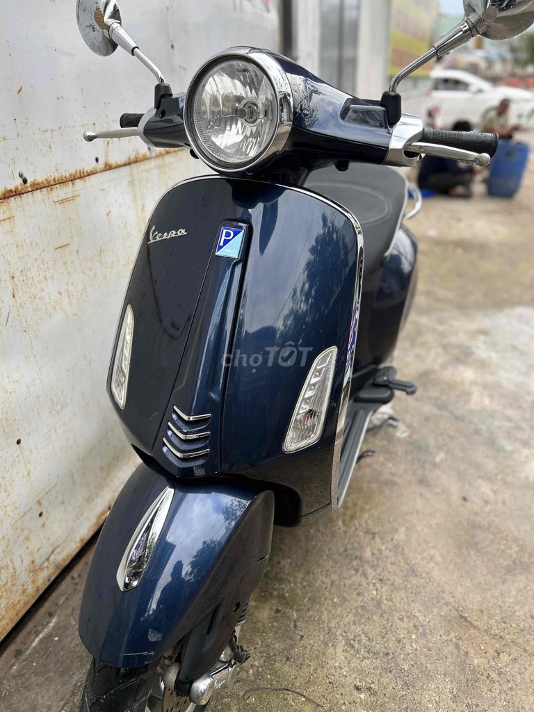 Piaggio Vespa Primavera 3Vie Xanh đậm. Mua bán Xe máy tại Thành phố Qui Nhơn Bình Định được đăng bởi bách hình 5