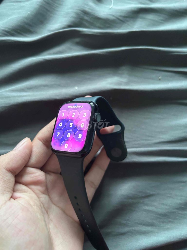 Apple Watch Series 7 Đen Nhôm. Mua bán Thiết bị đeo thông minh tại Quận Đống Đa Hà Nội được đăng bởi Tuấn Tú hình 1