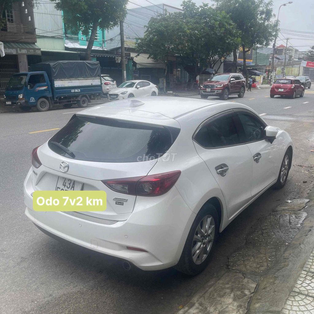 Cần bán Mazda 3 Hachback Sport 2017 FL. Mua bán Ô tô tại Quận Cẩm Lệ Đà Nẵng được đăng bởi Ô tô Hyundai Đà Nẵng  hình 4