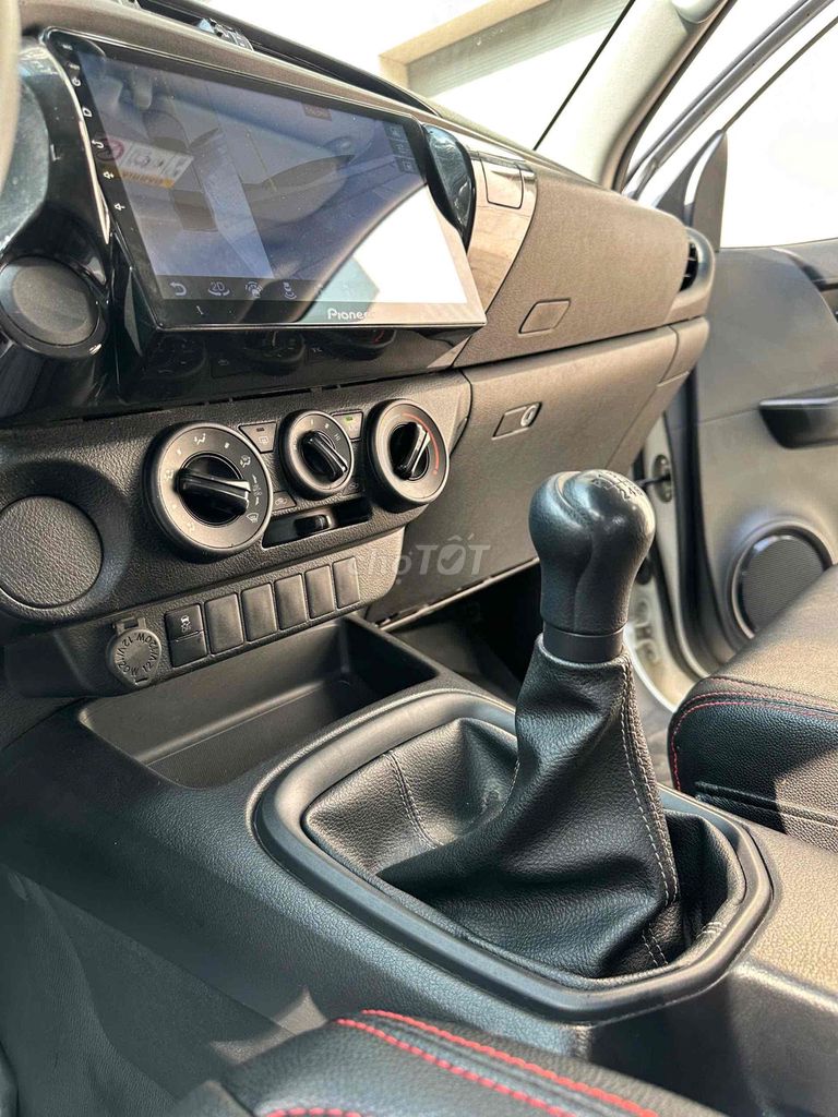 Toyota Hilux 2020 2.4L 4x2 MT - 96836 km. Mua bán Ô tô tại Quận Hà Đông Hà Nội được đăng bởi TIẾN QUÂN CAR hình 20