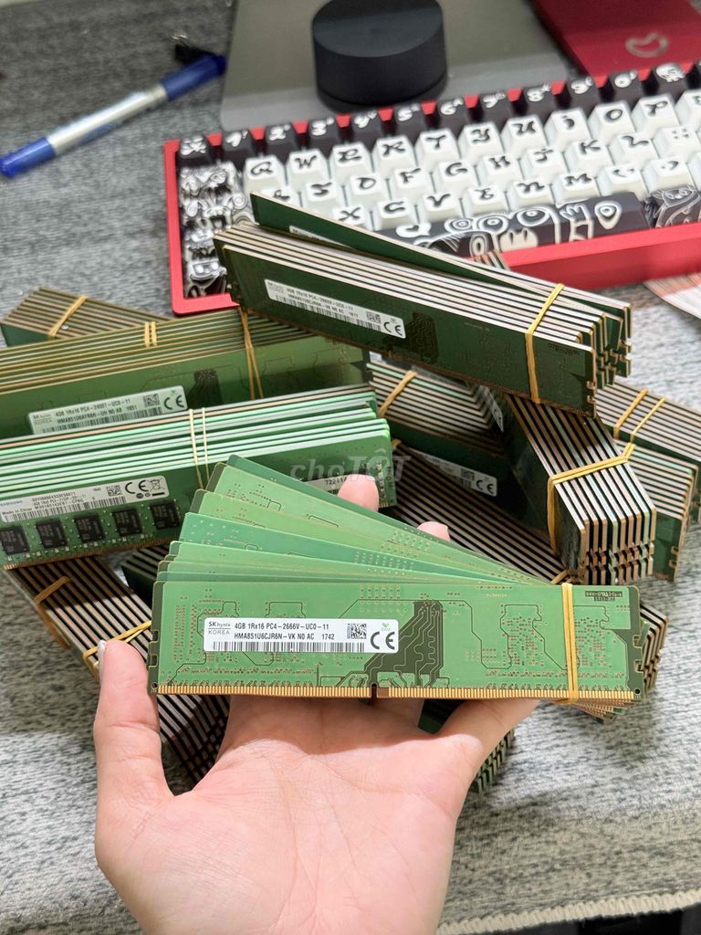 Ram PC Ddr4 4gb bus 2666-2400-2133 chính hãng. Mua bán Linh kiện (RAM, Card...) tại Quận Bình Thạnh Tp Hồ Chí Minh được đăng bởi Lưu Bích Vân hình 1