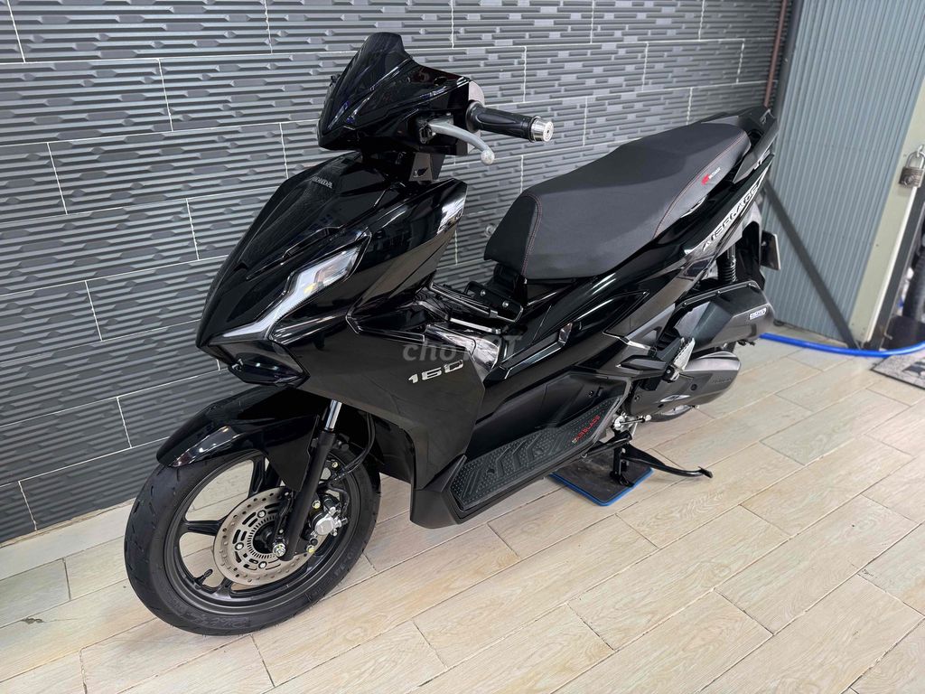 Honda AB 160 2024 Đen bóng kiễng Bstp. Mua bán Xe máy tại Quận Bình Thạnh Tp Hồ Chí Minh được đăng bởi kelwin hình 4